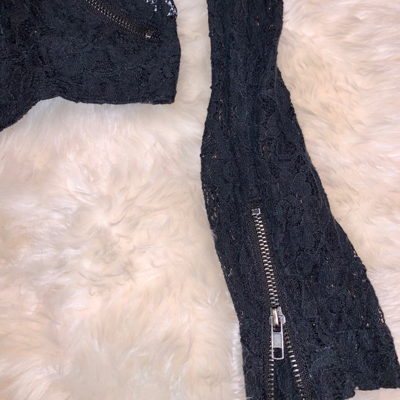 Black Lace Jacket - Picture 2 of 3